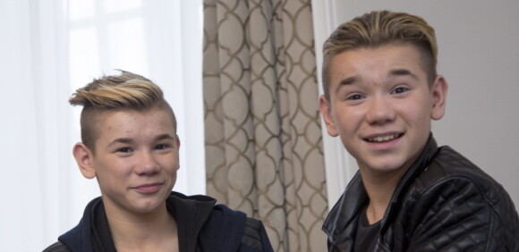 Dansk avis i hardt vær etter at Marcus & Martinus ble kalt «fjeldaper» og slaktet for «dåsepop»
